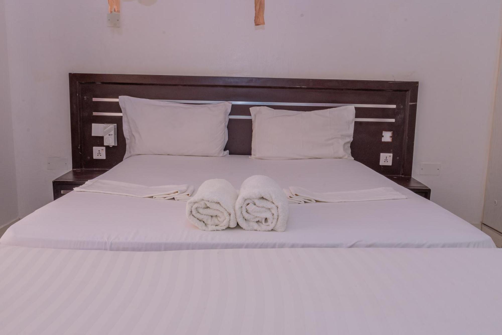Leomilo Holidays Diani Beach Szoba fotó